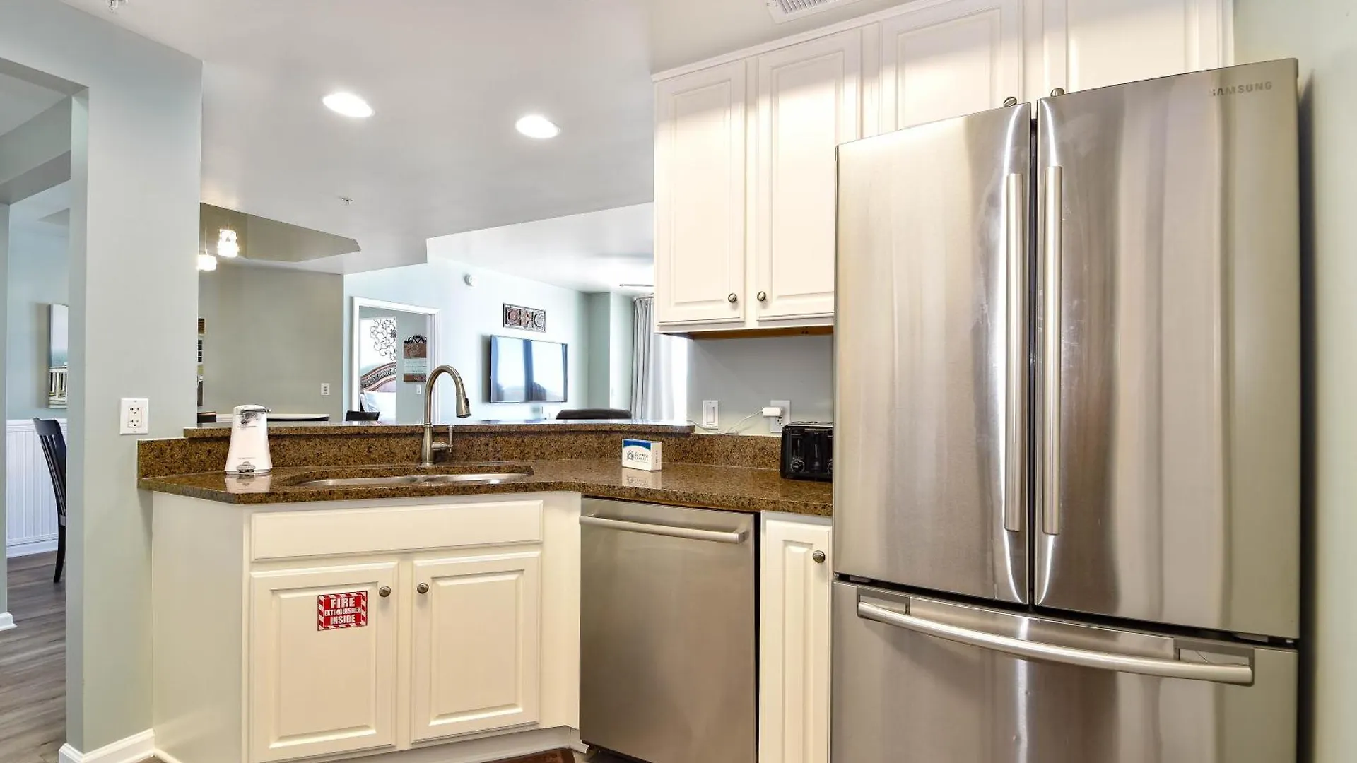 아파트 Silver Beach Towers E805 데스틴