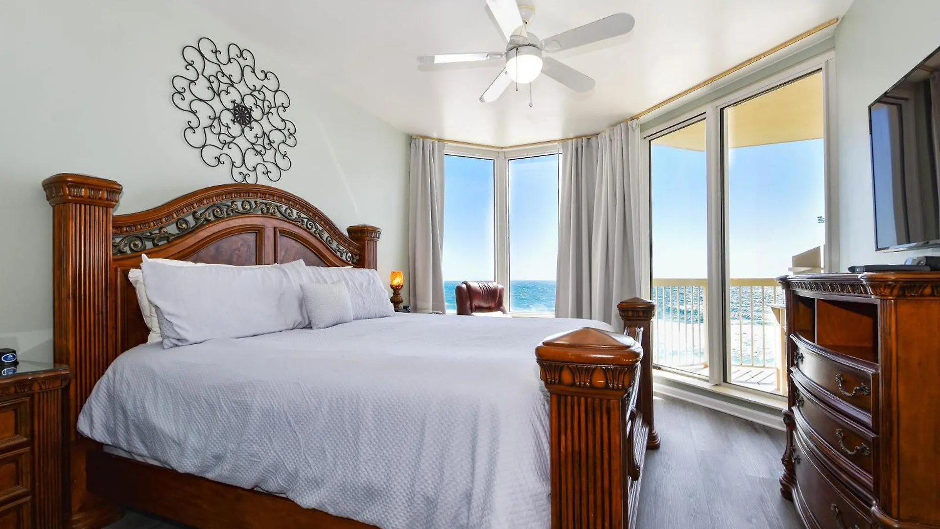 Silver Beach Towers E805 Destin 0*,